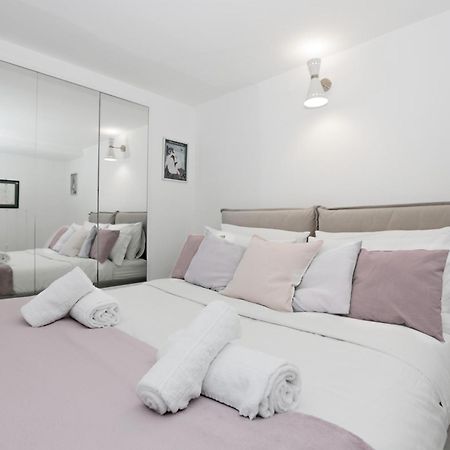 Ferienwohnung Fashion Loft 8 Min To Duomo Mailand Exterior foto